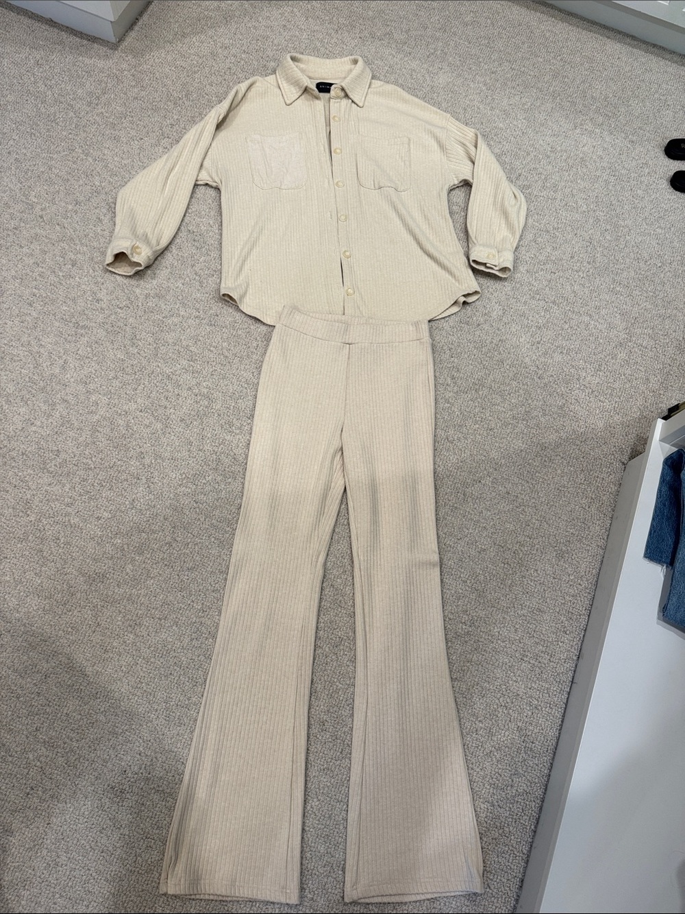 Animari ribbed lounge set.